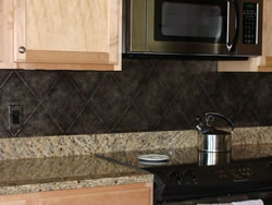 Faux mottled diamond back splash (S40)
